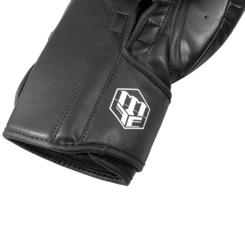 rękawice bokserskie do kickboxing i muay thai